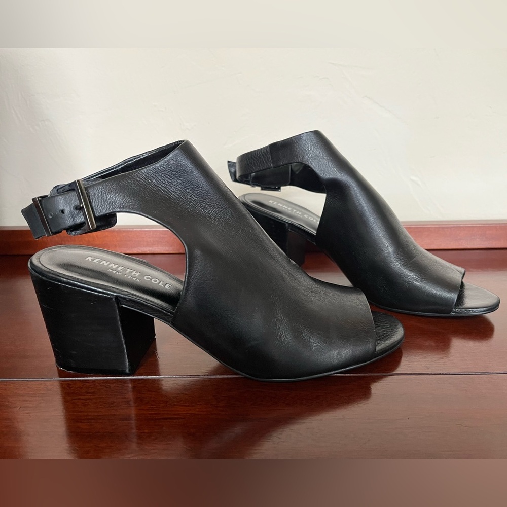 Kenneth Cole "VAL" Black Leather Slingback Heels. Size 7.5